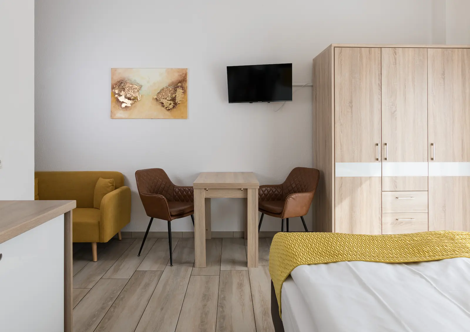 Doppelzimmer - Zimmer, TV & Couch